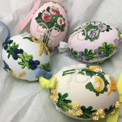 TheHolidayBarn.com Purple Flower Bouquet Egg Ornament New! 5 TheHolidayBarn.com Purple Flower Bouquet Egg Ornament New!