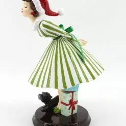TheHolidayBarn.com Retro Christmas Kissing Girl